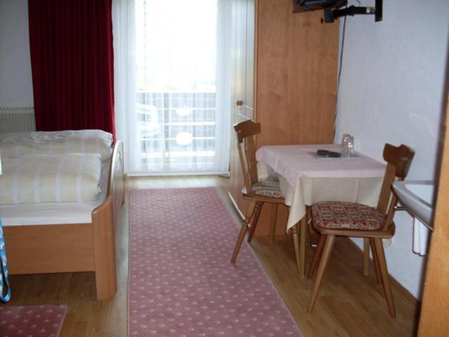 Pension Talblick in Wängle bei Reutte Zimmer foto